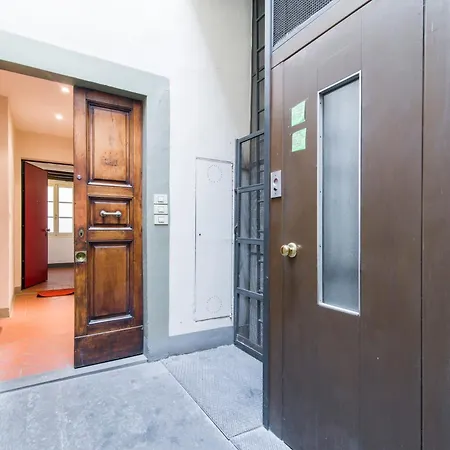 Della Scala Modern Apartment-2